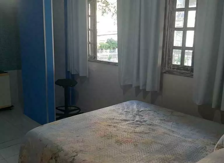 اتاق خانوادگی, Piratas Do Sol Hostel