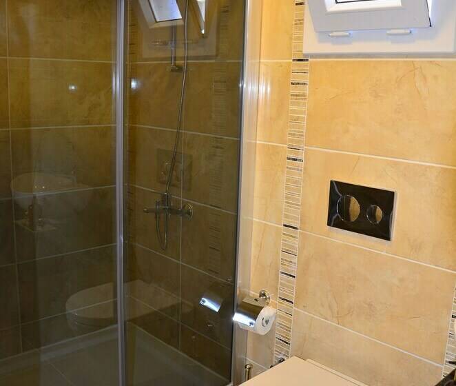 غرفة ديلوكس, Rose Garden Boutique