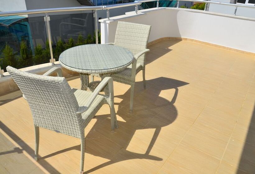 غرفة ديلوكس, Rose Garden Boutique