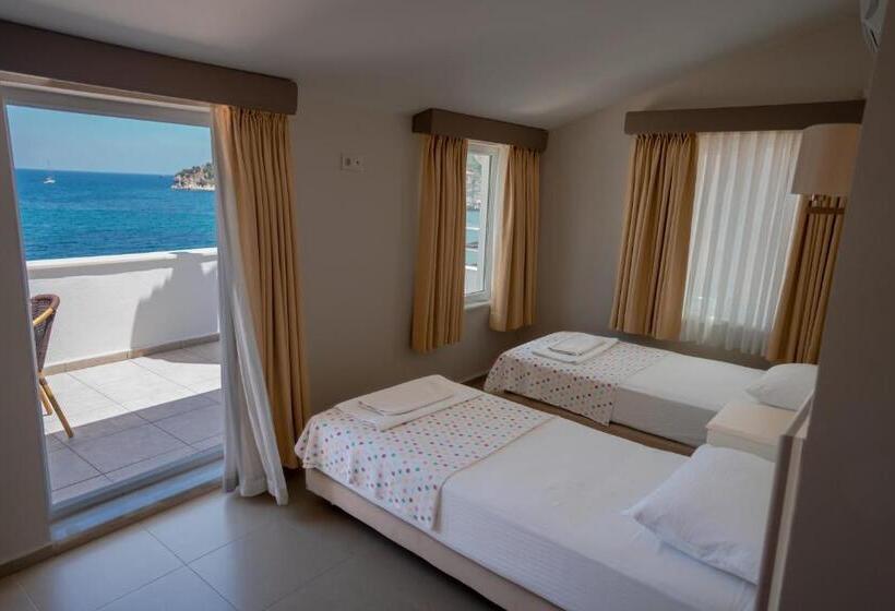 オーシャンビューファミリールーム, Turunç Malmen