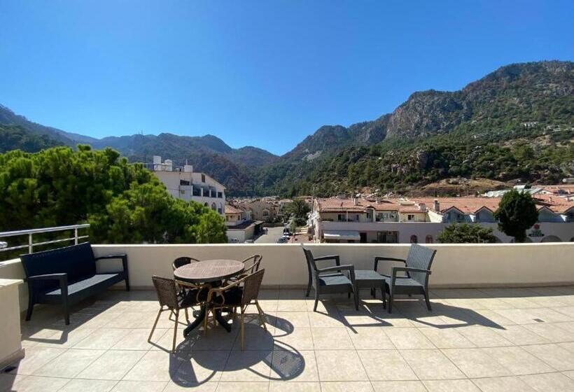 ファミリールーム, Turunç Malmen