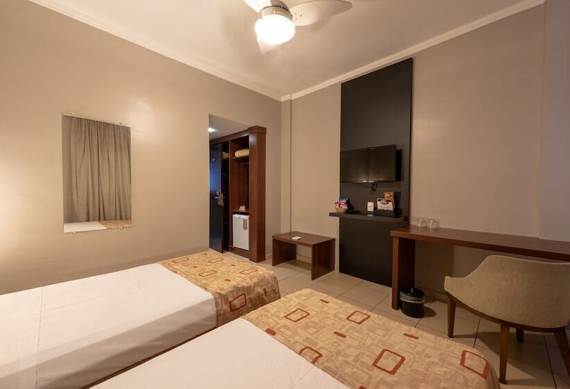 Quarto standard, Class Hotel Passos