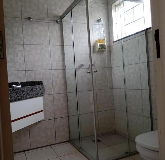 חדר דלוקס לשלושה, Leme Plaza