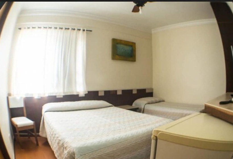 غرفة قياسية ثلاثية, Lisboa