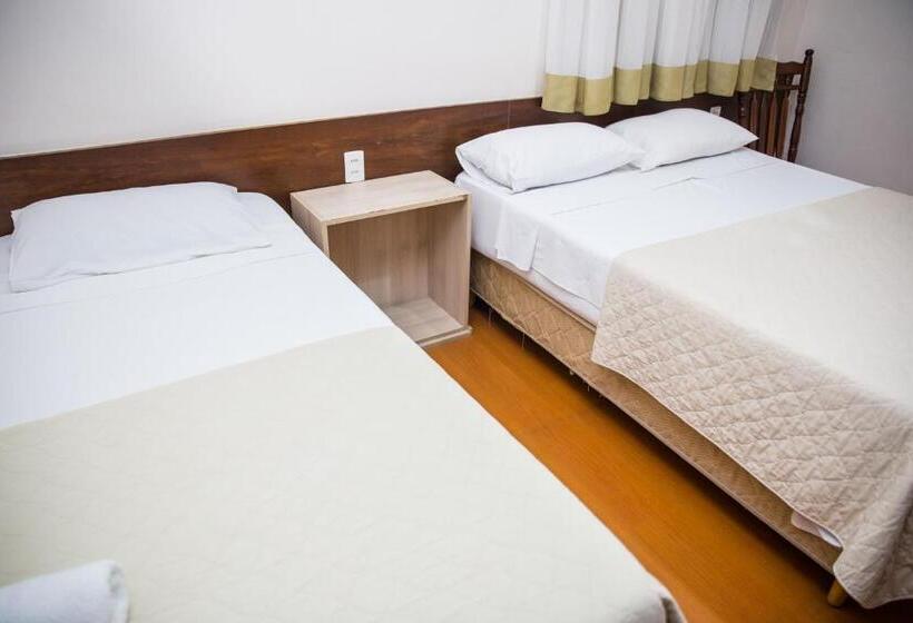 غرفة قياسية ثلاثية, Lisboa