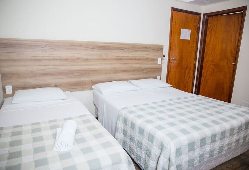 غرفة قياسية ثلاثية, Lisboa