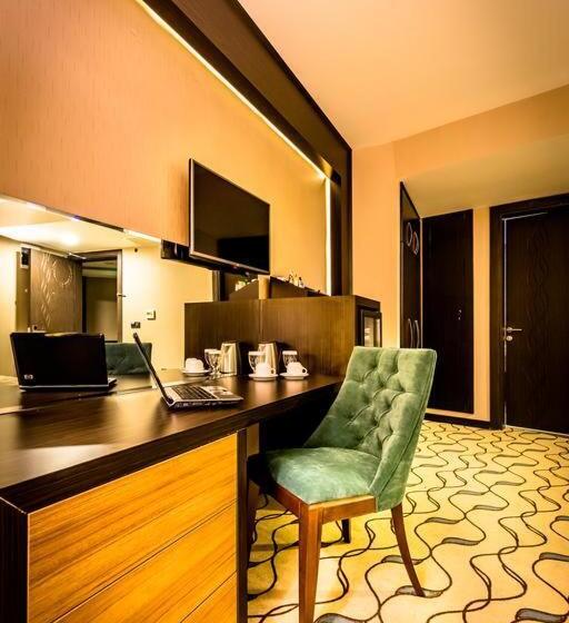 جناح عائلي, Lozengrad