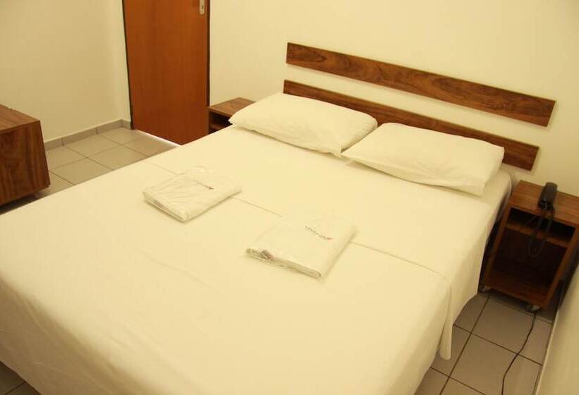 חדר דלוקס, Maraja