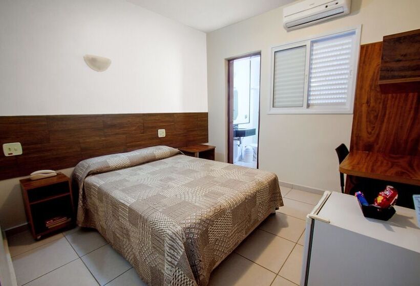 חדר דלוקס, Maraja