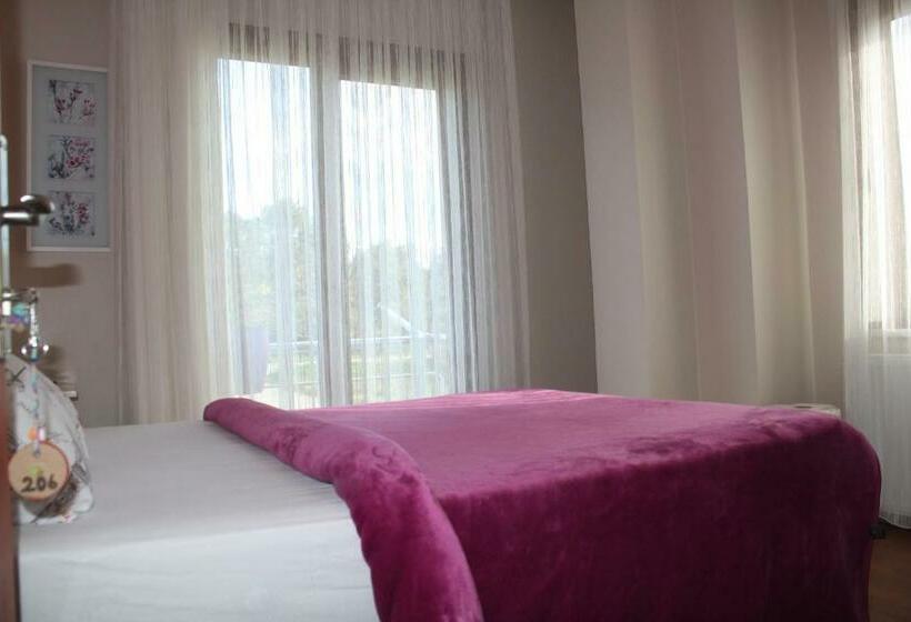 غرفة قياسية, Sapphire