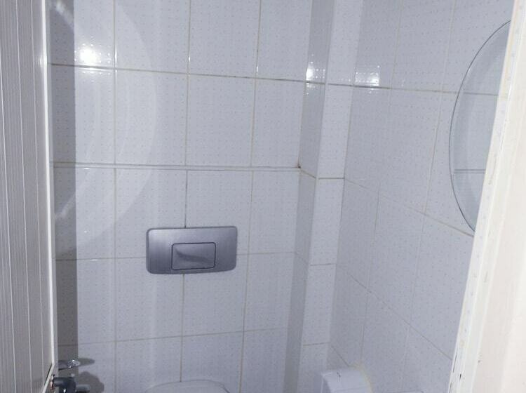 スタンダードルーム, Star