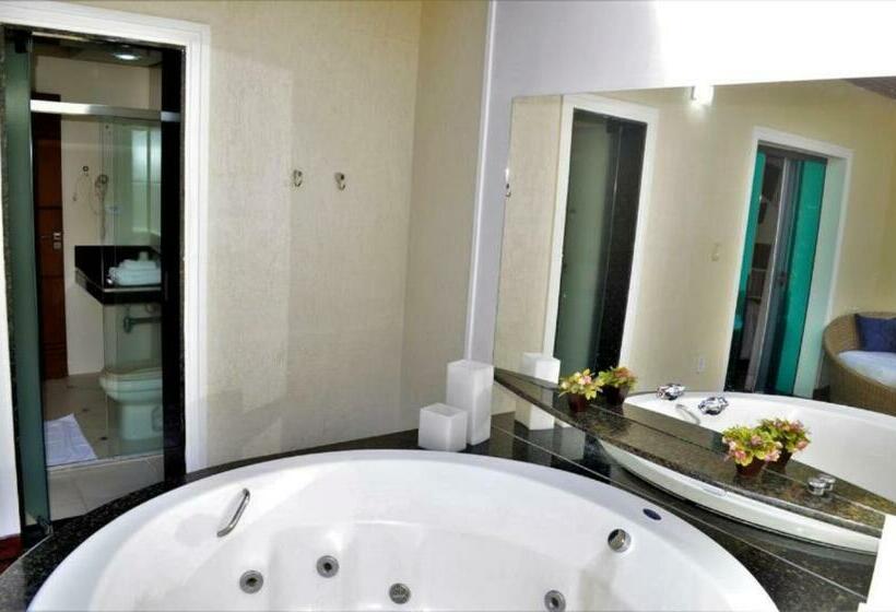 Suíte Executivo, Summit Lago