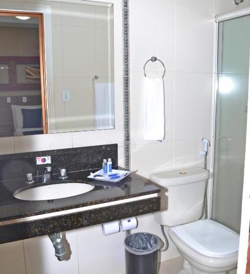 Quarto Superior, Summit Lago