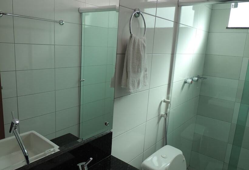 标准单人间, Talissa 2