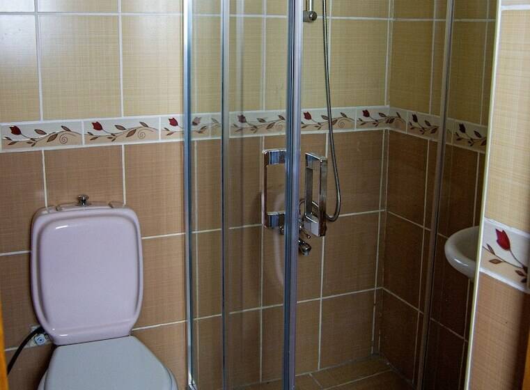 اتاق استاندارد با چشم‌انداز استخر, Kaltur Boutique Otel