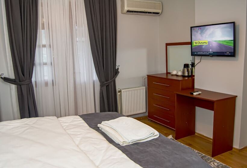 اتاق استاندارد با چشمانداز استخر, Kaltur Boutique Otel