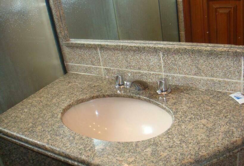 اتاق استاندارد, Motel Comodoro