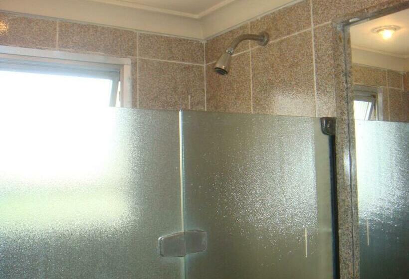 اتاق استاندارد, Motel Comodoro