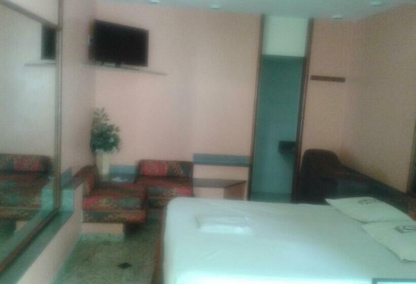 اتاق لوکس, Motel Comodoro