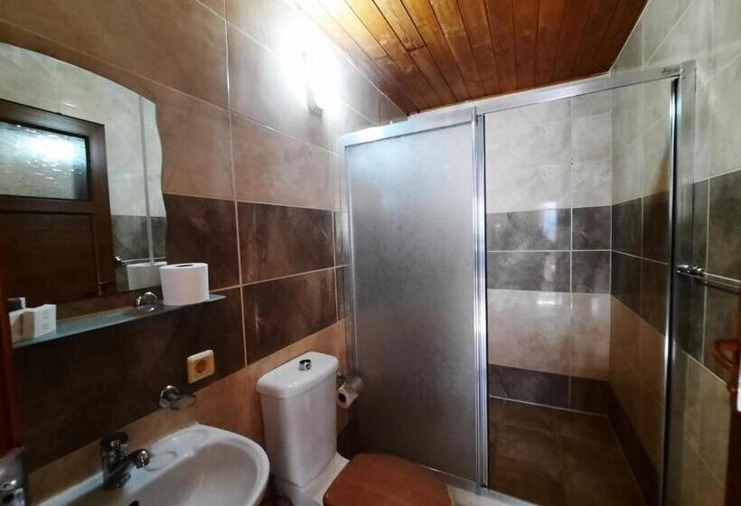 Номер Deluxe, Ali Baba's House