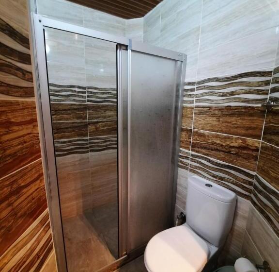 Номер Deluxe, Ali Baba's House