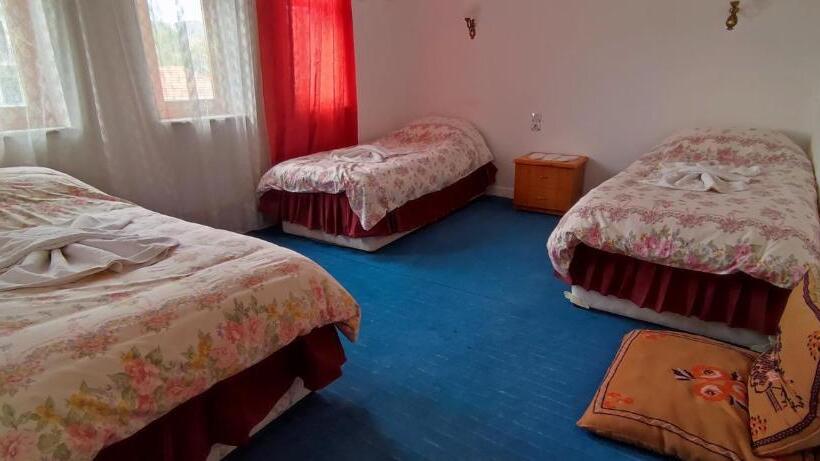 חדר אקונומי לשלושה, Baykal