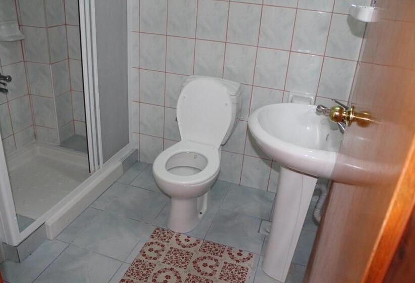 חדר קומפורט לשלושה, Baykal