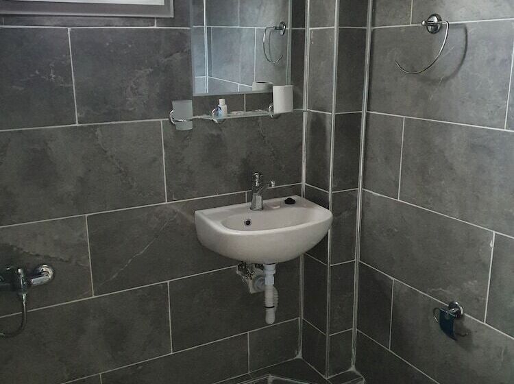 Номер Стандарт Трехместный, Karya