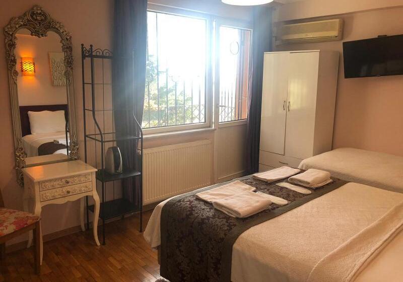 庭の見えるスタンダードトリプルルーム, Yesim Suites