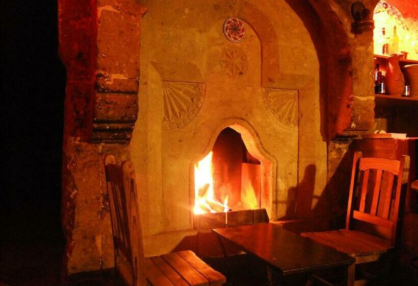 חדר סטנדרט, Akinci Konagi