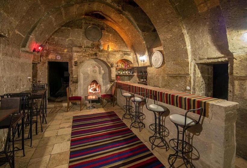 חדר סטנדרט, Akinci Konagi