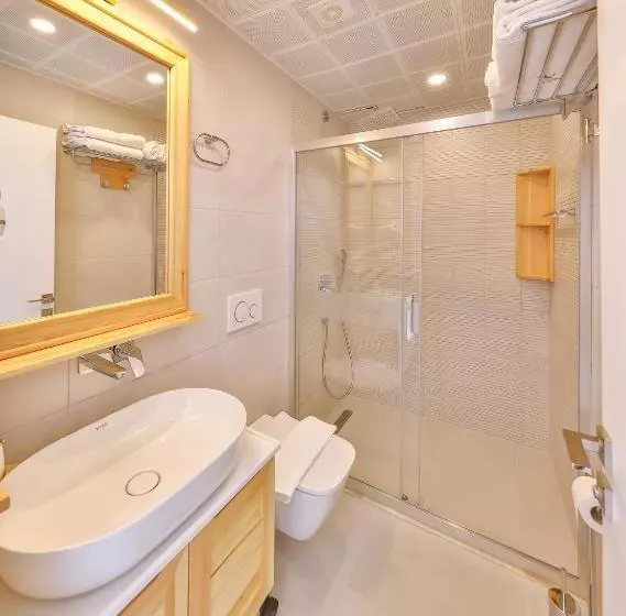 Suite Deluxe Vista Mare, Aysima