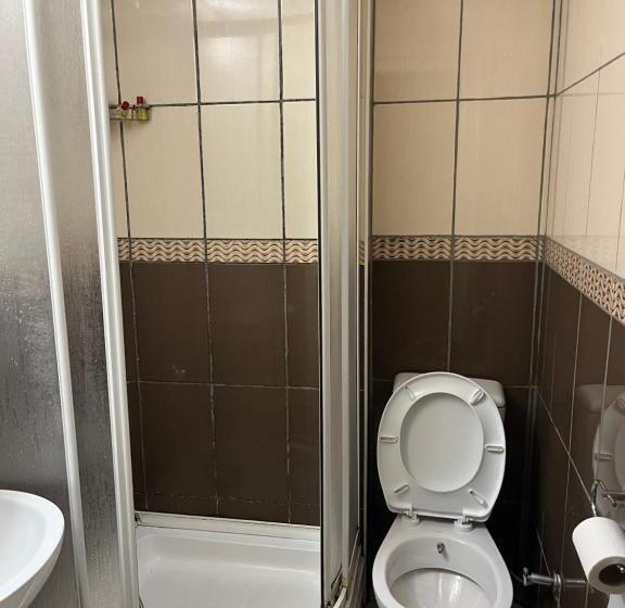 Habitació Triple Estàndard, Balkan Palace Edirne