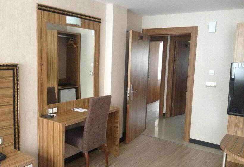 标准三人间, Buyuk