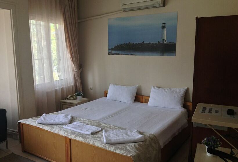 اتاق استاندارد سه نفره, Caylan