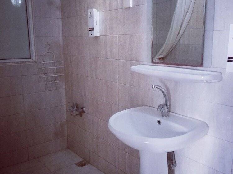 اتاق استاندارد, Caylan