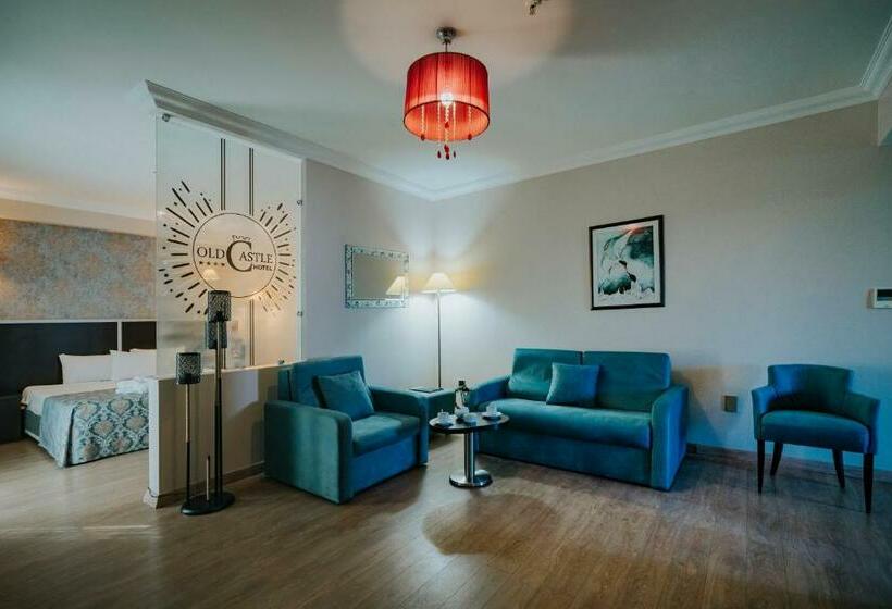 سوئیت با تخت بزرگ, Ener Old Castle Resort
