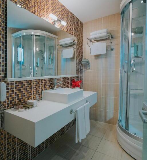 سوئیت با تخت بزرگ, Ener Old Castle Resort