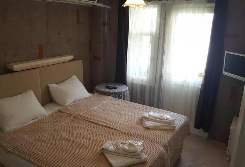 חדר סטנדרט, Foca Ensar