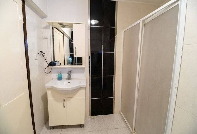 חדר סטנדרט יחיד, Foca Ensar