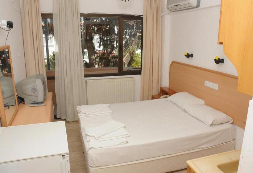 اتاق استاندارد با بالکن, Goren