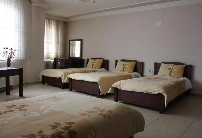 غرفة قياسية رباعية, Kayiboyu