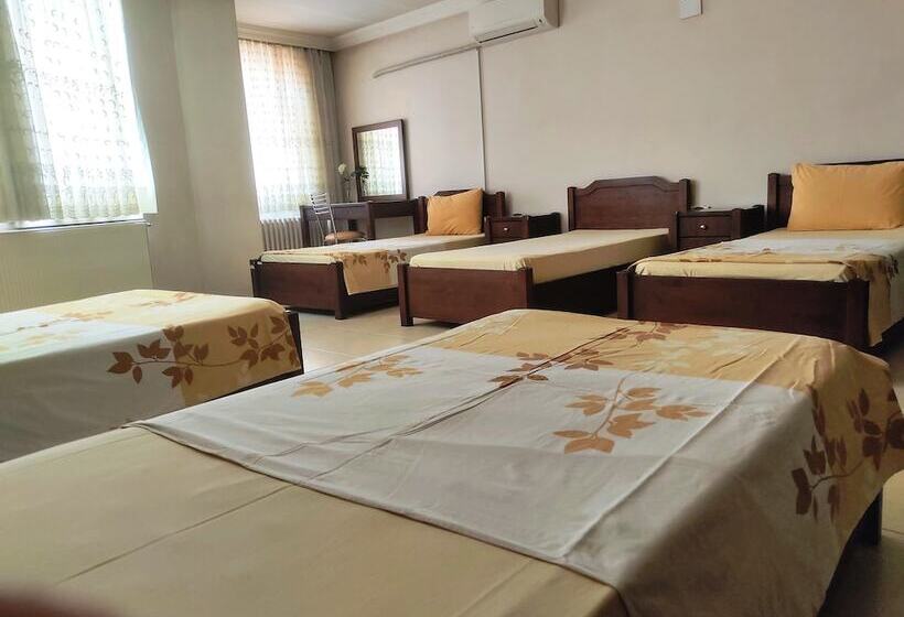 غرفة قياسية رباعية, Kayiboyu