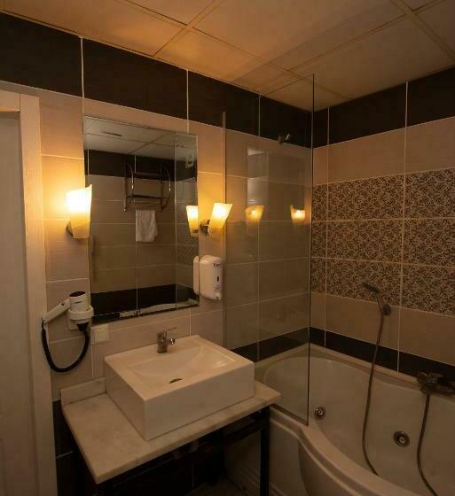 수피리어 트리플 룸, Srf