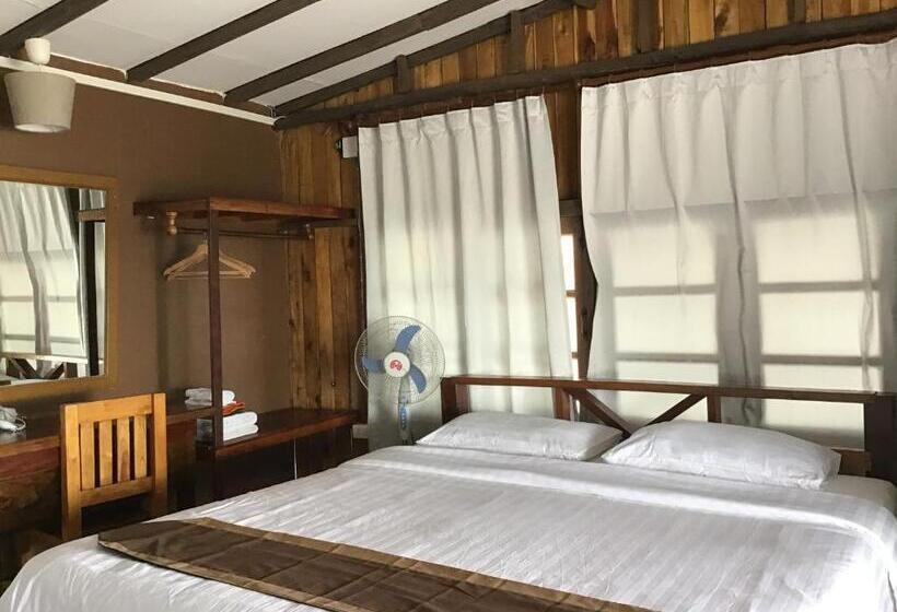 豪华工作室, Ailay