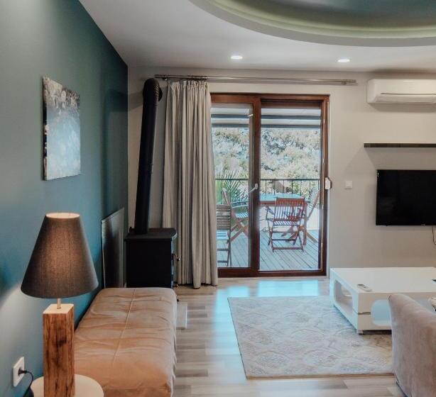 ویلای لوکس 1 خوابه, Azur