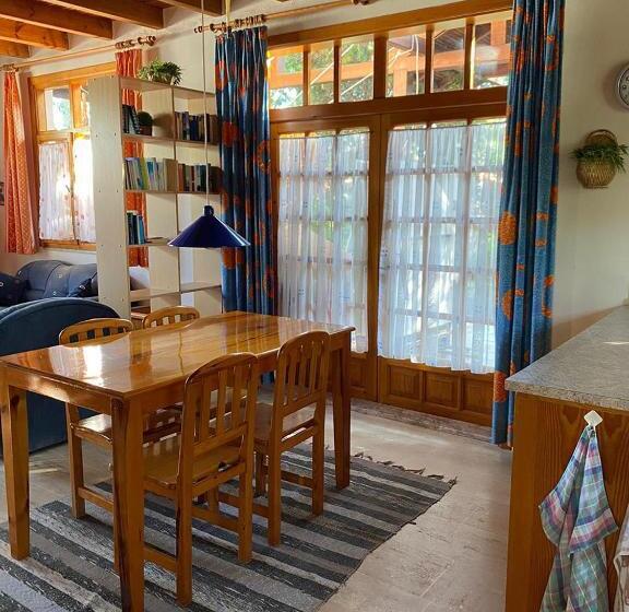 ویلای 1 خوابه, Azur