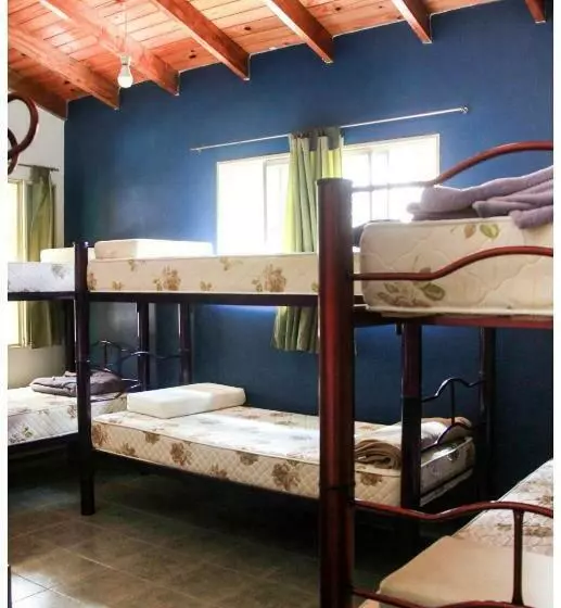ルームシェアのワンベッド, El Camino Hostel