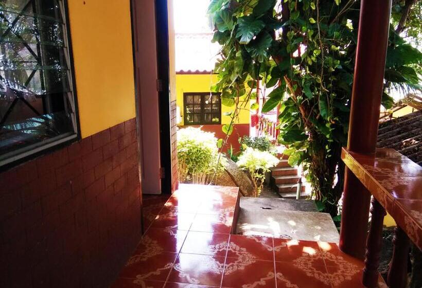 スタンダードルーム, Golden Beach Resort Koh Phangan