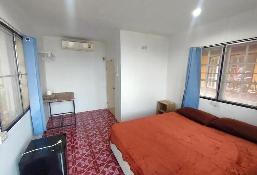 デラックスバンガロー, Golden Beach Resort Koh Phangan